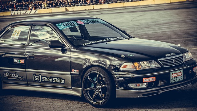 富有趣味且 富有趣味且